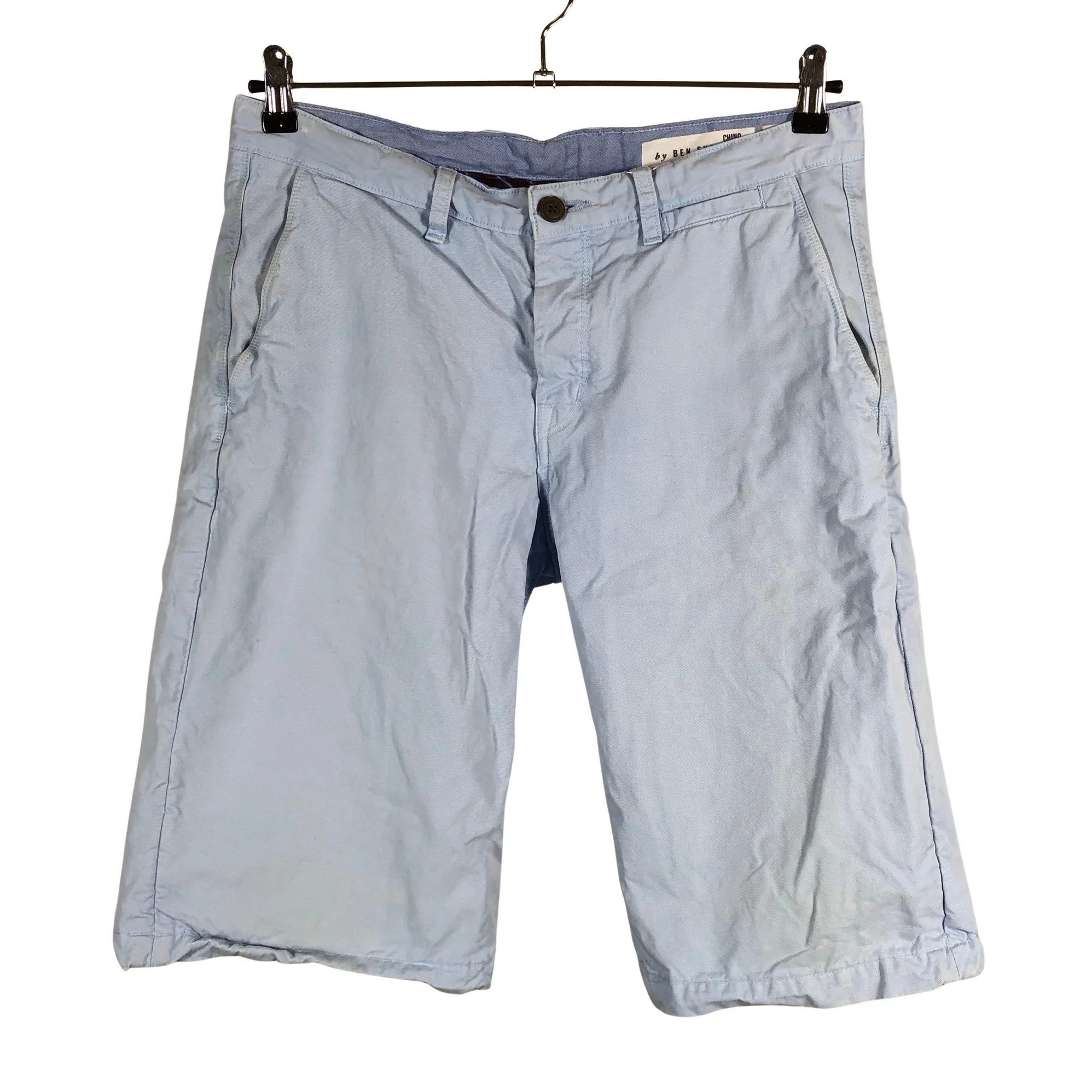 Shortsit, koko W33