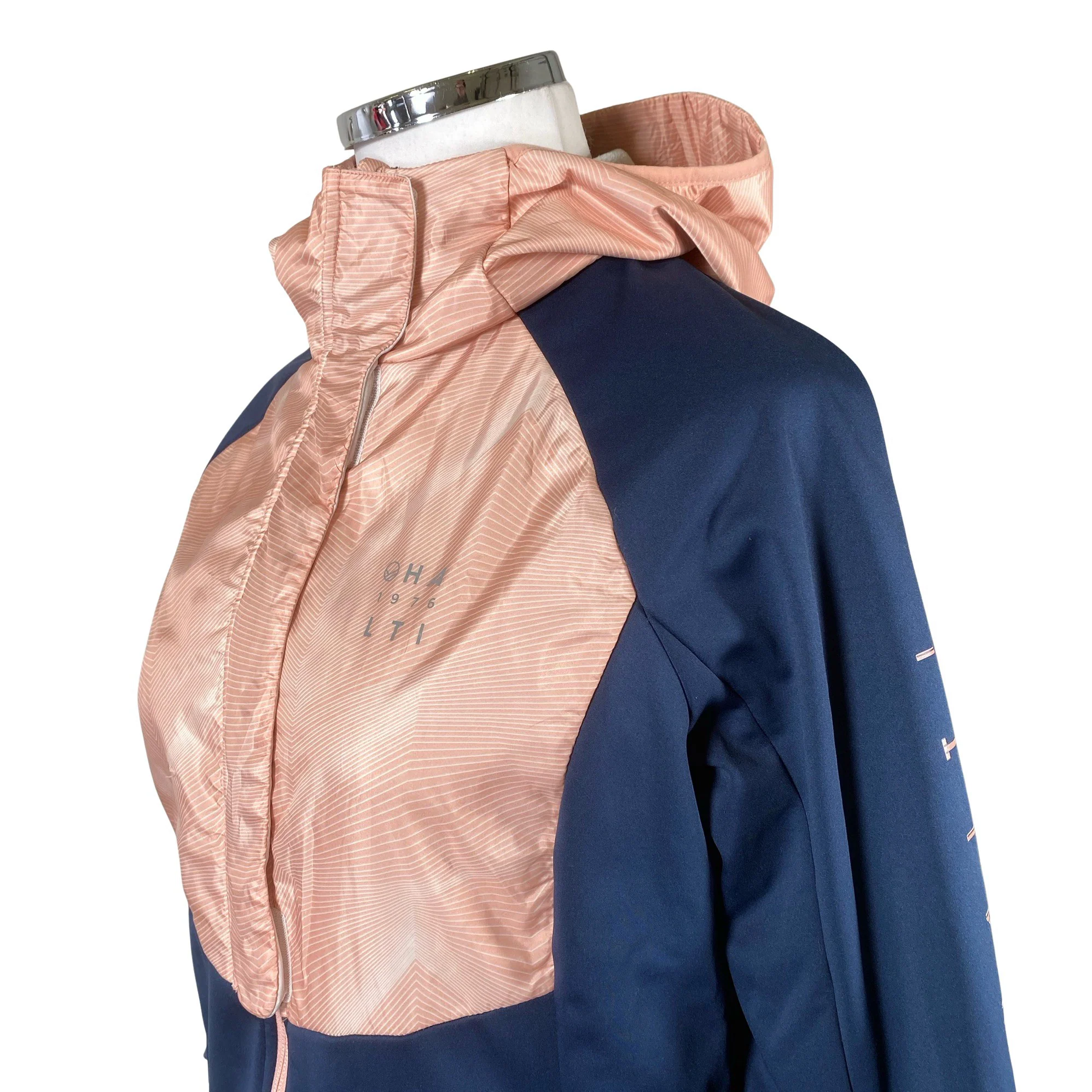 Urheilutakki, koko 42 - Image 2