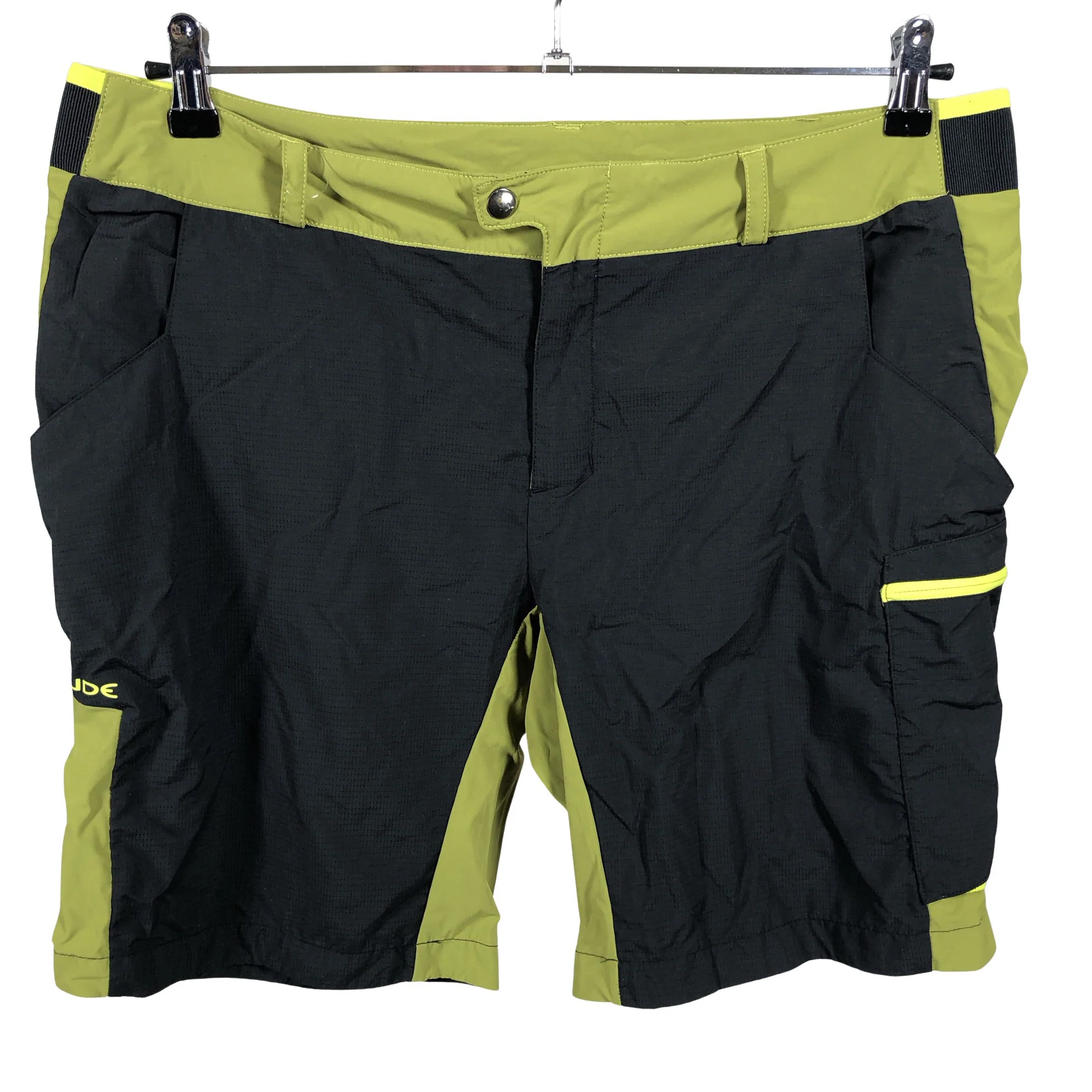 Urheilushortsit, koko XXL