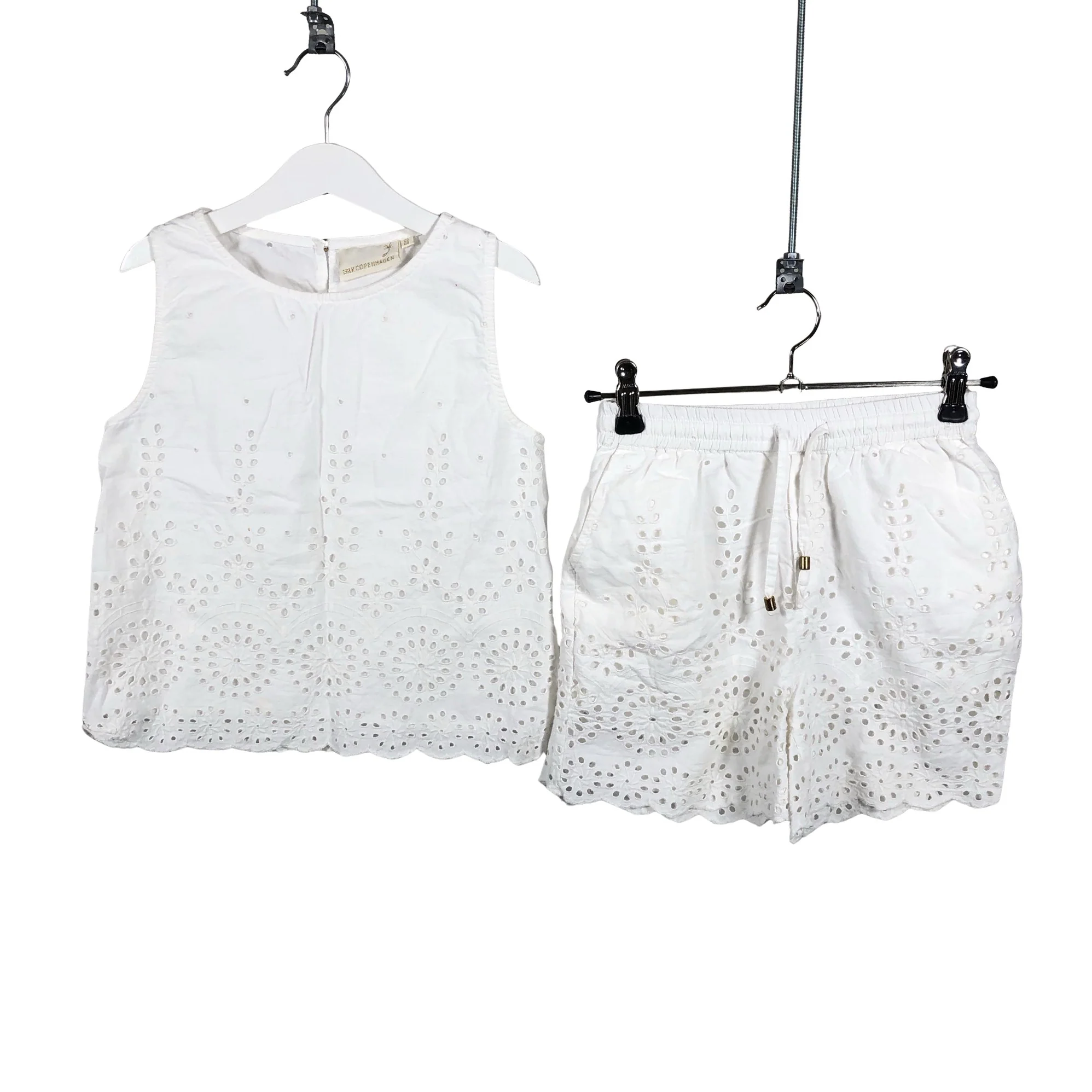 Shortsit, koko 122 - 128